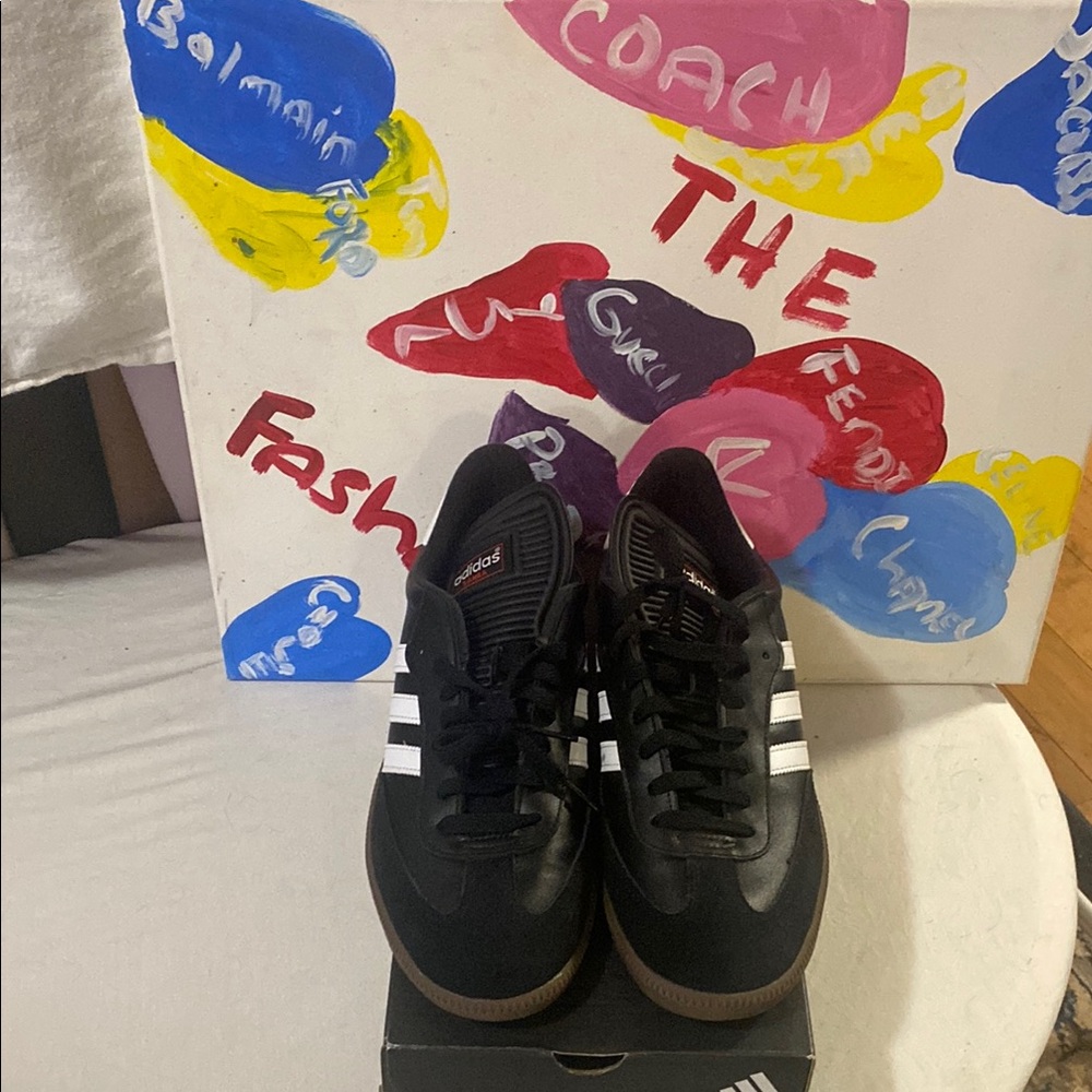 Adidas Samba Black and White Sneakers Low-Top Size Men’s 11